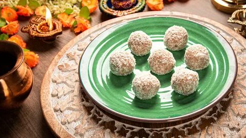 Coconut Ladoos I Diwali Recipe I Easy Indian Sweet Recipe