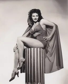 Yvonne de Carlo - Imgur