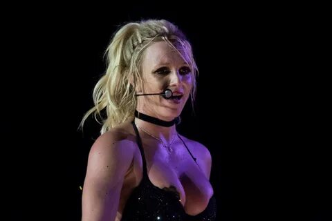Britney Spears Nip Slip Uncensored.
