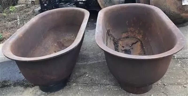 200 Gallon Cast Iron Tub - Historic Kettles and Tubs, Millst