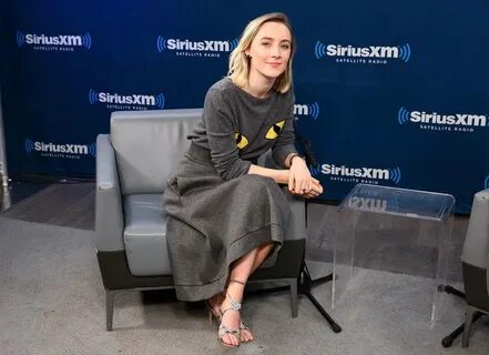 Saoirse Ronan Feet (15 photos) - celebrity-feet.com