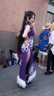 File:Cosplayer of Hancock from One Piece in CWT39 20150228a.