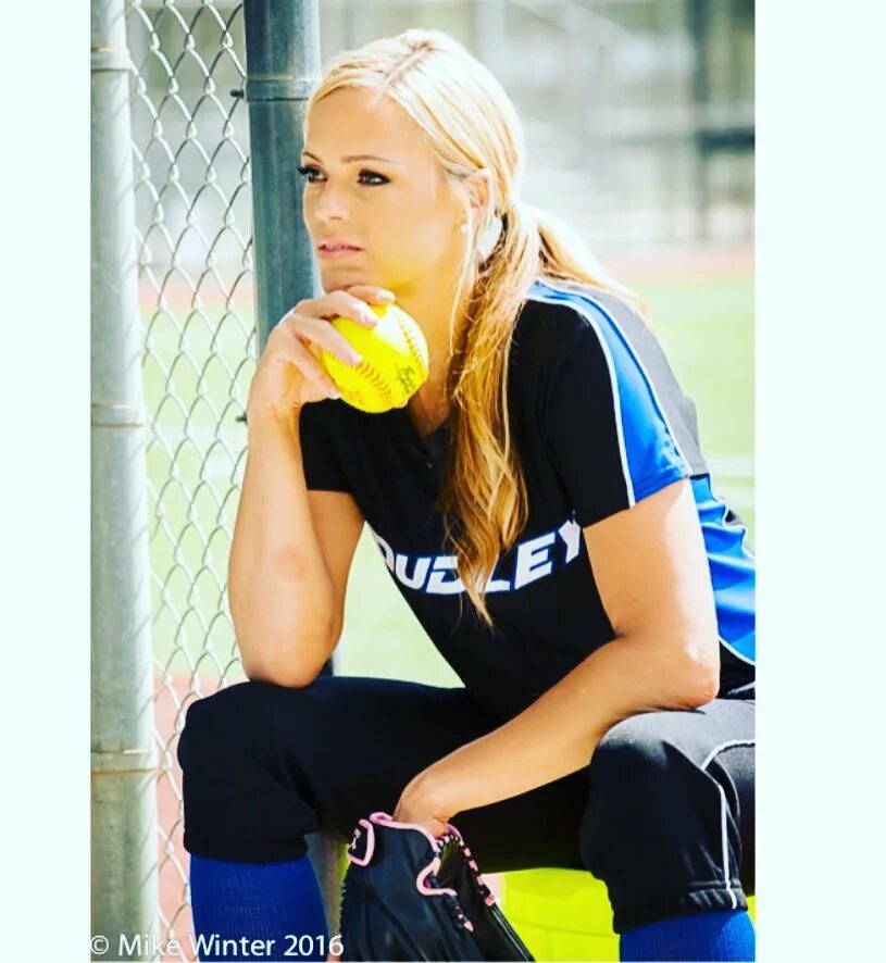 Jennie Finch-Daigle поделился(-ась) публикацией в Instagram : “Pumped to be...