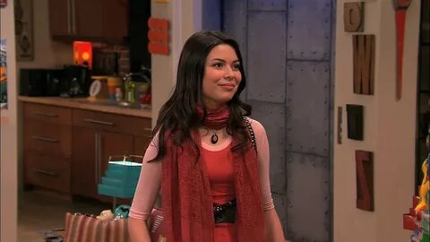 iCarly: or Rather iSparly, the Show I Watch - Part I: Season