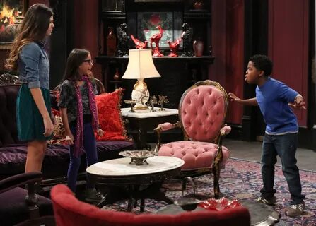 "The Haunted Hathaways" Pilot (TV Episode 2013) - Breanna Yd