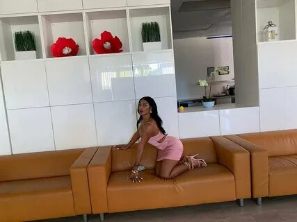 Joseline Hernandez Feet (22 photos) - celebrity-feet.com