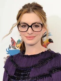 Anne Hathaway Celebrities with glasses, Glasses for your fac