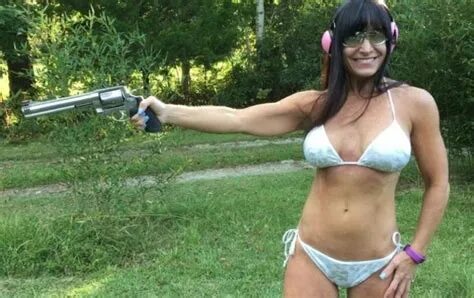 Jennifer Saucier Farm Guns CLOUDIZ GIRL PICS