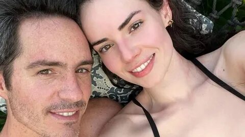 Mauricio Ochmann and Paulina Barrola say goodbye to the year