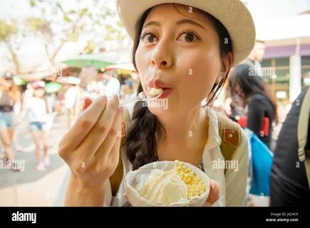 Chatuchak bangkok eating hi-res stock photography and images - Alamy