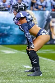 The Legends Football League Beautiful Women And Football, Ne