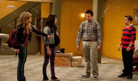 Picture of Nathan Kress in iCarly: (Season 6) - nathan-kress