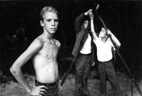 Plan for All-Female 'Lord of the Flies' Remake Sparks Social