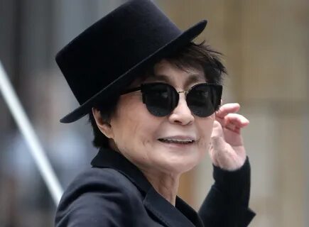 Book News: Yoko Ono Is Writing A Book Of 'Instructional Poet