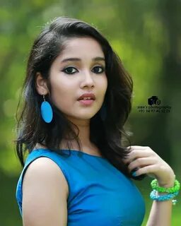 Anikha Surendran Fanpage ✨ 🦋 on Instagram: "Good Morning ❤ F