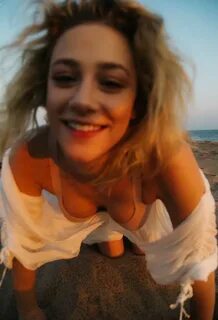 Lili Reinhart Nude Photo and Video Collection - Fappenist