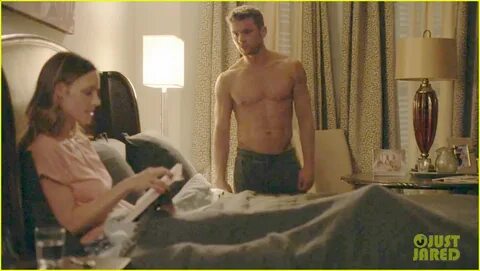 Ryan Phillippe Is Going Shirtless Sexy for 'Secrets & Lies':