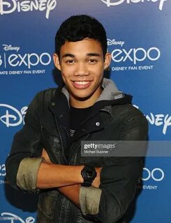 Actor Roshon Fegan arrives for the "Shake It Up" Panel durin