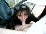 Зрелые тетки сосут в машине (73 фото) - порно фото