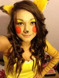 Halloween pikachu pokemon makeup Pikachu makeup, Pikachu cos