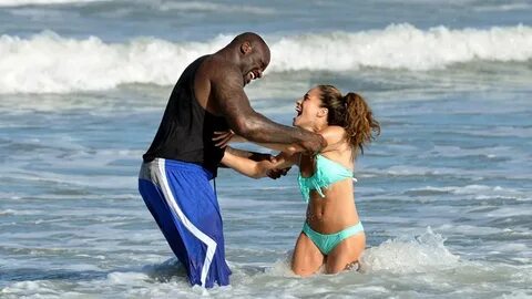 Shaquille O'neal Girlfriend 2021 : Shaquille O Neal And Girl