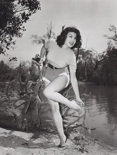 Slice of Cheesecake: Mara Corday, pictorial