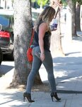 Hilary Duff Works It In Tight jeans @ Platinum-celebs.com