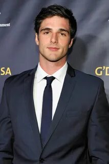Jacob Elordi - Who Is Jacob Elordi Dating The Kissing Booth 