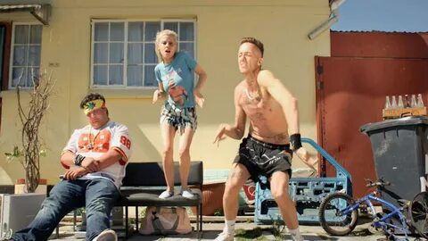 ZEF SIDE :: A Die Antwoord music video by Sean Metelerkamp A