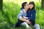 Kissing couple in the park free image download
