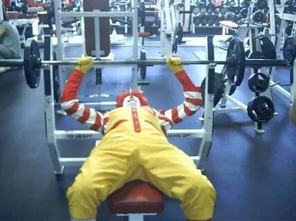 Hilarious Photos Taken At The Gym That Will Leave You In Tea