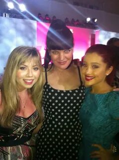 Johnny: Jennette e Dan Schneider no Angel Awards 2011