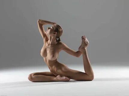 Yogawithtaz nude.