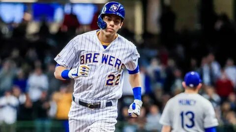 Yelich (back) again out of lineup for Brewers