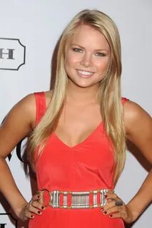 Picture of Kelli Goss