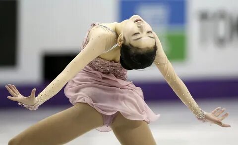 Li Zijun of China performs during the ladies free skating at