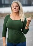 Mia Sand (With images) Perfect woman, Instagram, Real curves
