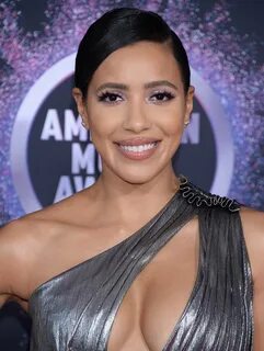 Julissa Bermudez - 2019 American Music Awards-03 GotCeleb