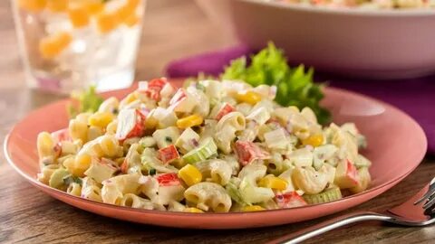 Ensalada cremosa de coditos con surimi - YouTube