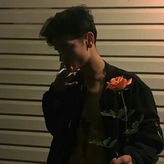 Resultado de imagem para boy aesthetic tumblr Милые мальчики, Фотографии пр...