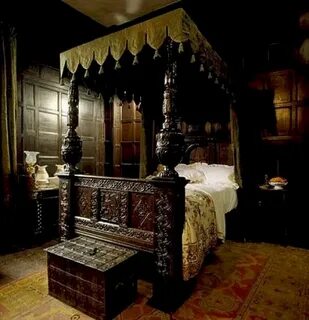 Awesome 46 Captivating Gothic Canopy Bed Curtain Design Idea