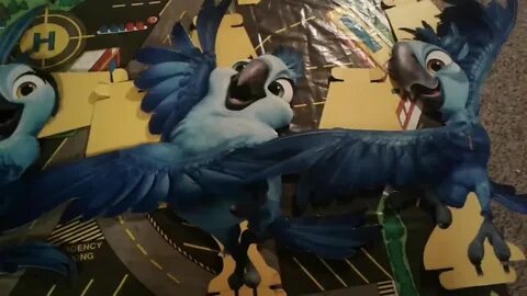 Rio 2 Standee pieces Carla, Bia and Tiago - YouTube