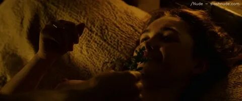Florence Pugh Nude In Outlaw King - Photo 14 - /Nude