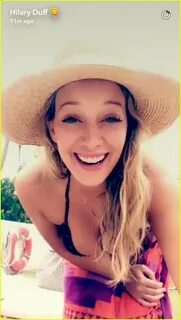 Hilary Duff Bares Amazing Body in a Bikini During Tropical T