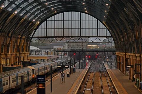 A Guide to Traveling London through King's Cross Station - M