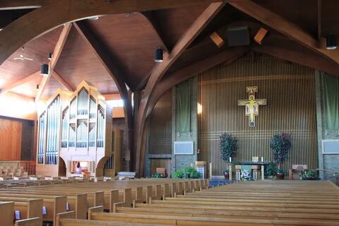 File:Saint Francis of Assisi Catholic Church Sanctuary Ann A