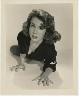 Susan Cummings was born on 10 July 1930 in Bavaria, Germany. 