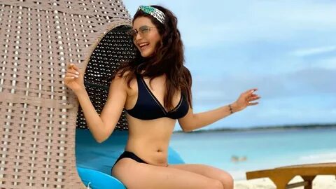 Karishma Tanna images, Karishma Tanna hot pics, Karishma Tan