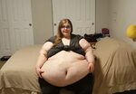 CarminCarmello Belly-jiggle-and-measurements-oh-my.mp4 snaps