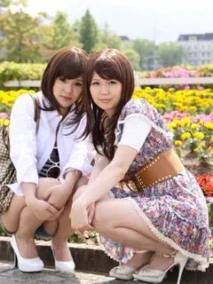 Rimu Endo and Ueno Misaki show off